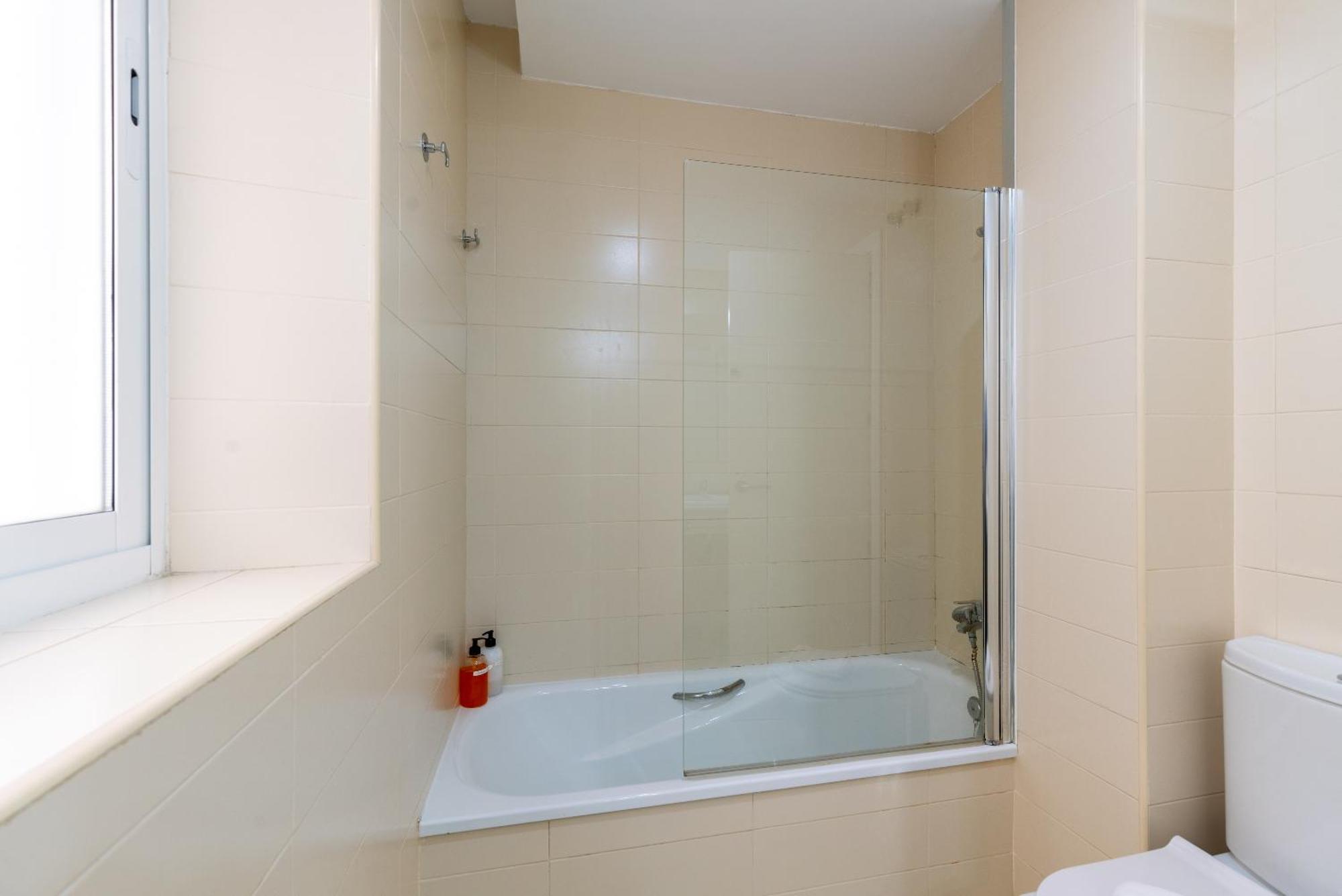 Veoapartment Alhondiga Primero 塞维利亚 外观 照片